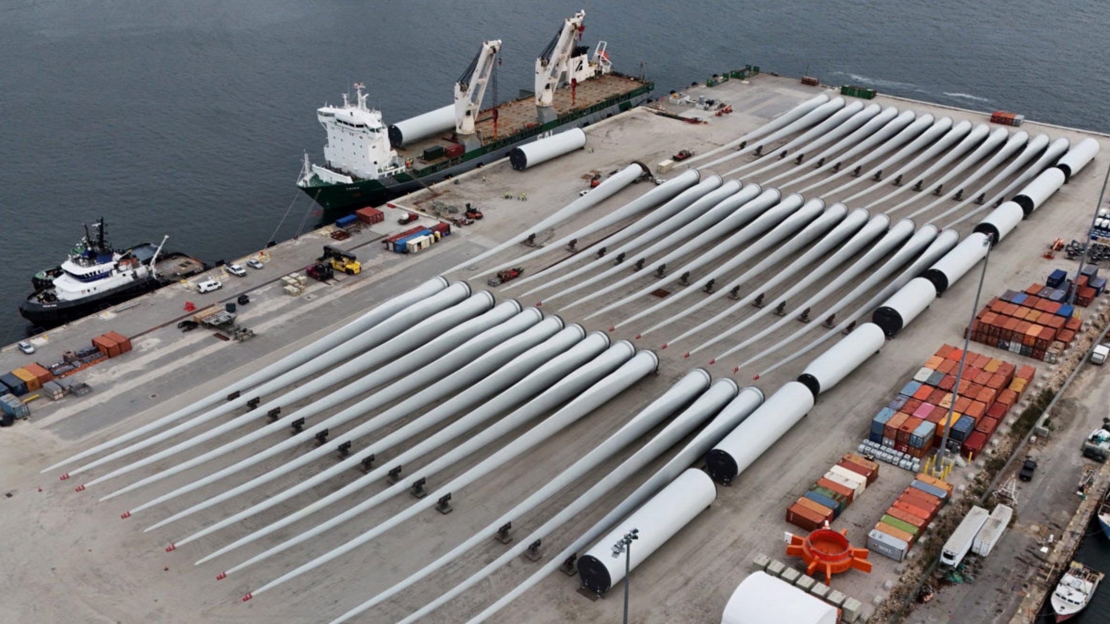 Green Energy Consumers Joins Lawsuit to Stop Unlawful Federal Actions Against Wind & Solar