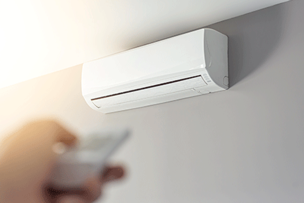 Wall-mounted air source heat pump