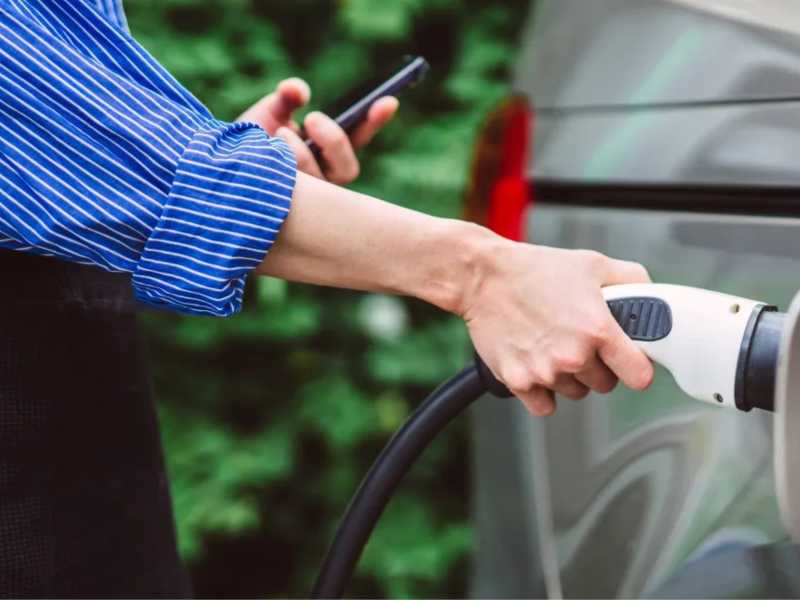 Rhode Island: Say “No” to Electric Vehicle Registration Fees