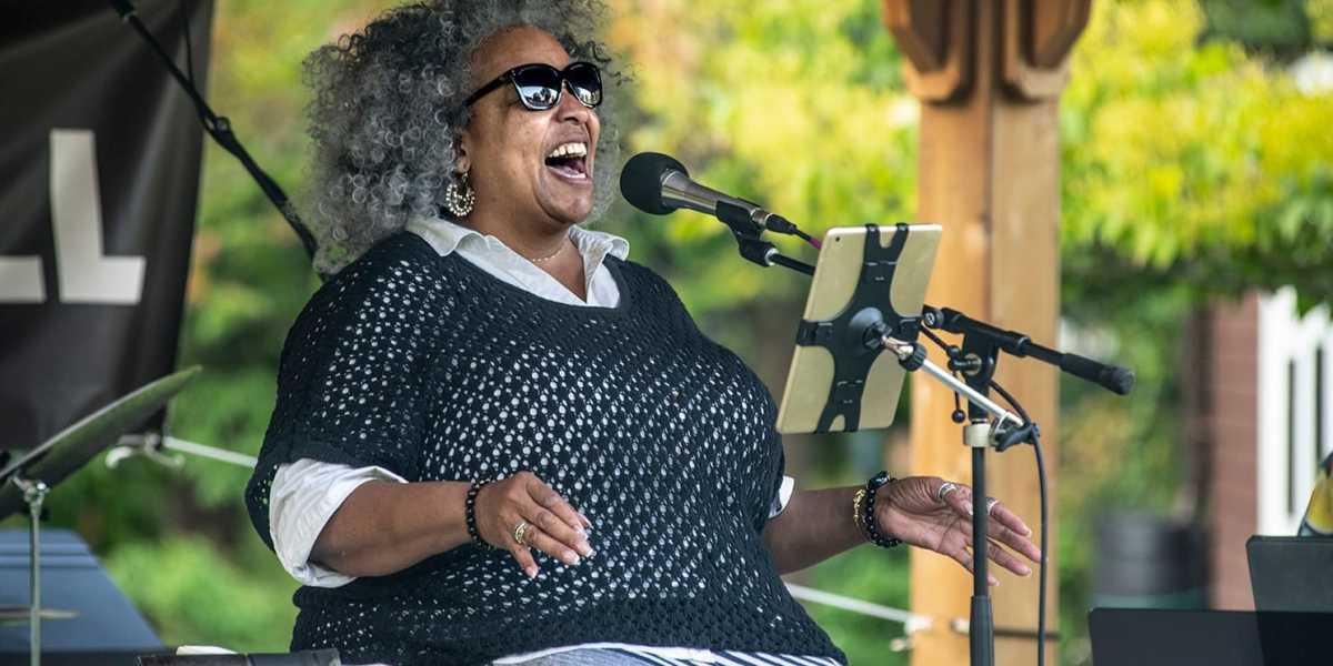 Wanda Houston performing at jazz Festival